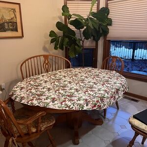 Vallesusa Tablecloth 100% Cotton Holly Berries Christmas round 66” Made in Italy